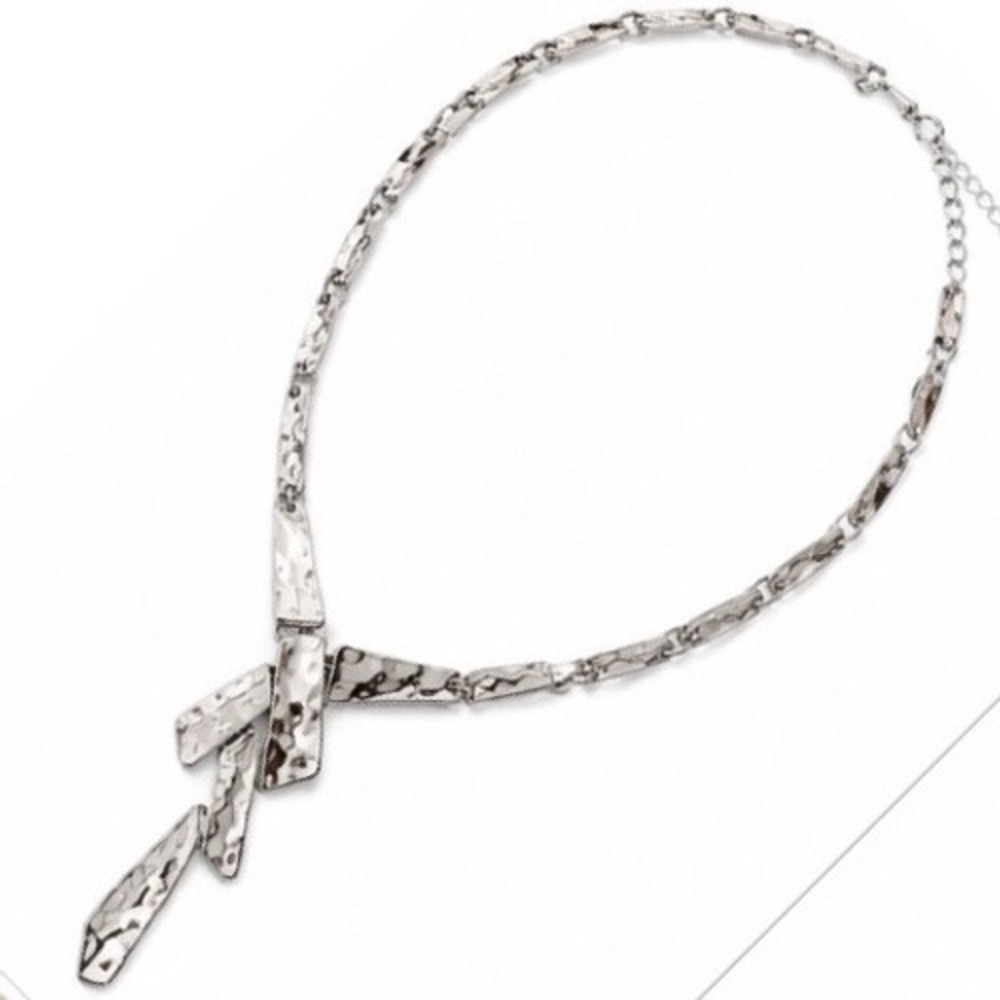 BLM SOHO Silver Hammered Geometric Y-Necklace Tiered Drop Statement Jewelry - Picture 3 of 8